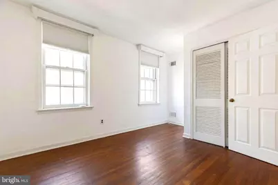 2304 Waverly Street, Philadelphia, PA 19146 - Photo 17