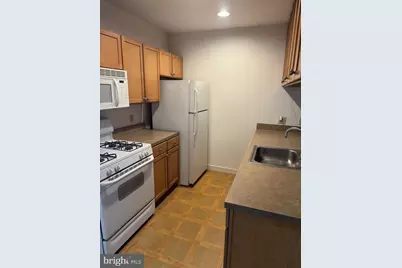 1100 Vine Street #P215, Philadelphia, PA 19107 - Photo 5