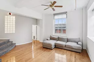 246 N 3rd St, Philadelphia, PA 19106 - Photo 5