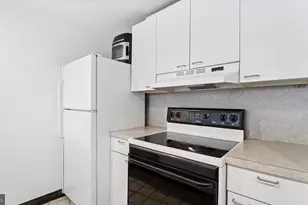 246 N 3rd St, Philadelphia, PA 19106 - Photo 13