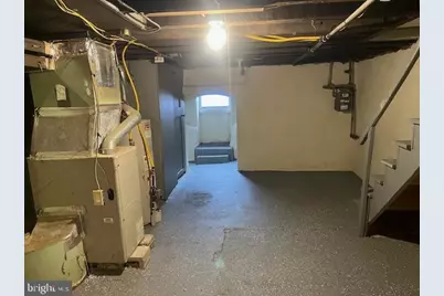 2424 S Millick Street, Philadelphia, PA 19142 - Photo 9