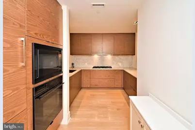 2110 Sansom Street, Philadelphia, PA 19103 - Photo 5