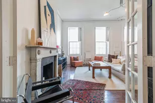 1016 Spruce St, Philadelphia, PA 19107 - Photo 11