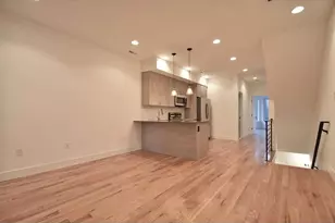 1211 N Franklin St, Philadelphia, PA 19122 - Photo 3