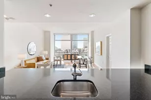 22 S Front St, Philadelphia, PA 19106 - Photo 13