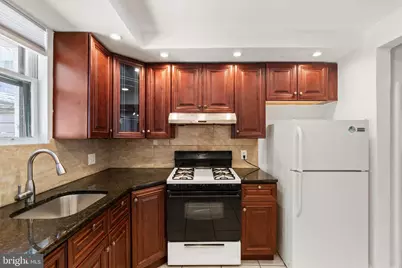 2225 S Hicks Street, Philadelphia, PA 19145 - Photo 11