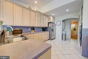 3425 W School House Ln, Philadelphia, PA 19129 - Photo 15