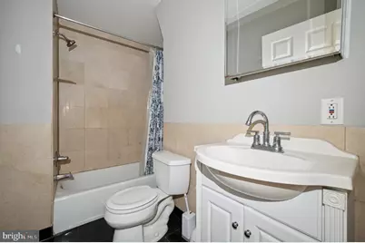 1723 Spruce Street, Philadelphia, PA 19103 - Photo 15