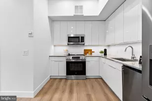 300 Christian St, Philadelphia, PA 19147 - Photo 7