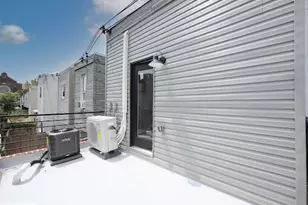 2001 S Norwood St, Philadelphia, PA 19145 - Photo 29