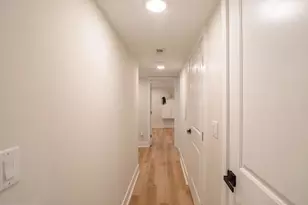 2001 S Norwood St, Philadelphia, PA 19145 - Photo 13