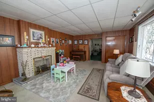 2740 Pratt St, Philadelphia, PA 19137 - Photo 7