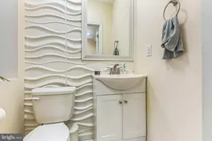 2233 Moore St, Philadelphia, PA 19145 - Photo 11