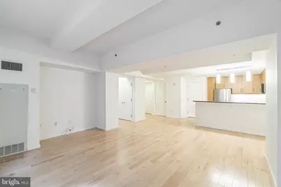 1425 Locust Street #3B, Philadelphia, PA 19102 - Photo 5