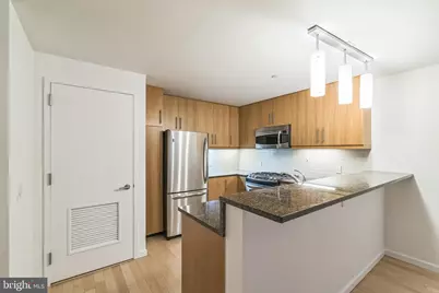 1425 Locust Street #3B, Philadelphia, PA 19102 - Photo 3