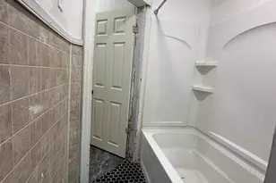 260 W Queen Ln, Philadelphia, PA 19144 - Photo 5