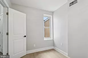 130 Fitzgerald St, Philadelphia, PA 19148 - Photo 15