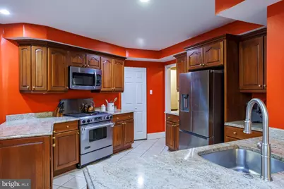 1901 Walnut Street #2E, Philadelphia, PA 19103 - Photo 9