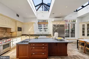 1819 Delancey Pl, Philadelphia, PA 19103 - Photo 23