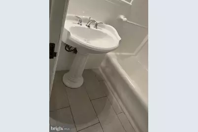 1324 Locust Street #1528, Philadelphia, PA 19107 - Photo 5