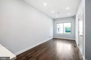 1752 N Marshall St, Philadelphia, PA 19122 - Photo 3