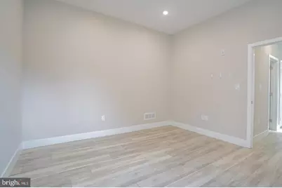 1068 N Front Street, Philadelphia, PA 19123 - Photo 7