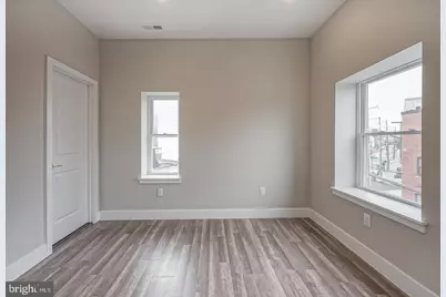 1072 N Front Street, Philadelphia, PA 19123 - Photo 11