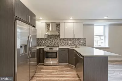 1072 N Front Street, Philadelphia, PA 19123 - Photo 7