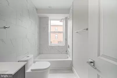 1072 N Front Street, Philadelphia, PA 19123 - Photo 17