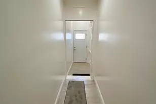 2510 S 71st St, Philadelphia, PA 19142 - Photo 9