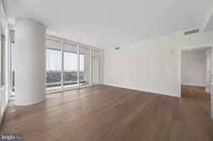 301 S Broad St, Philadelphia, PA 19107 - Photo 17