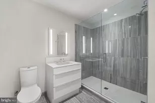 301 S Broad St, Philadelphia, PA 19107 - Photo 29