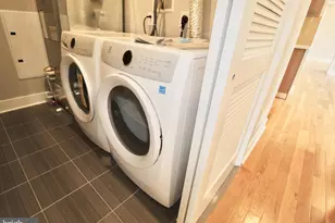 1642 Cambridge St, Philadelphia, PA 19130 - Photo 15