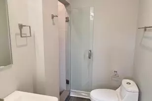 1642 Cambridge St, Philadelphia, PA 19130 - Photo 7