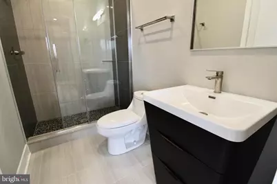 1642 Cambridge Street #B, Philadelphia, PA 19130 - Photo 5