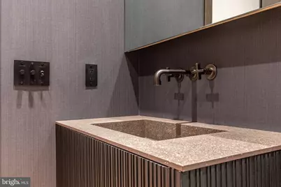 223 S 6th Street #701, Philadelphia, PA 19106 - Photo 19