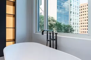 223 S 6th St, Philadelphia, PA 19106 - Photo 57