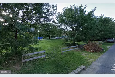 2204 N Leithgow Street, Philadelphia, PA 19133 - Photo 1