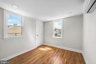 2309 Green St, Philadelphia, PA 19130 - Photo 11