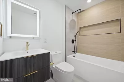 251 S 12th St #1, Philadelphia, PA 19107 - Photo 7