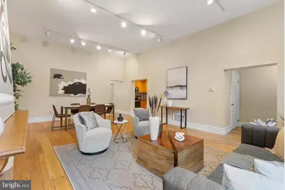 914 Spruce Street #9, Philadelphia, PA 19107 - Photo 9