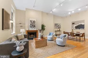 914 Spruce St, Philadelphia, PA 19107 - Photo 5