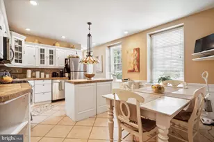 375 Green Ln, Philadelphia, PA 19128 - Photo 9