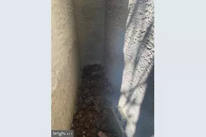 1047 W Nevada Street, Philadelphia, PA 19133 - Photo 17