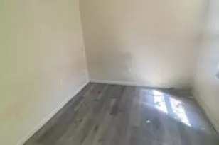 1047 W Nevada St, Philadelphia, PA 19133 - Photo 11