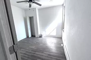 3217 N Carlisle St, Philadelphia, PA 19140 - Photo 9