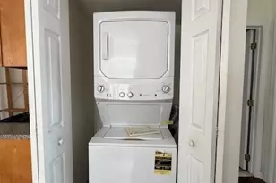 222 N 9th St, Philadelphia, PA 19107 - Photo 9