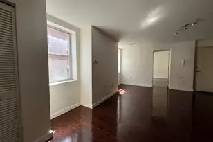 222 N 9th St, Philadelphia, PA 19107 - Photo 3