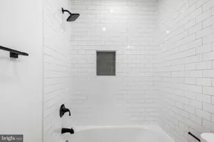 1949 N 32nd St, Philadelphia, PA 19121 - Photo 9