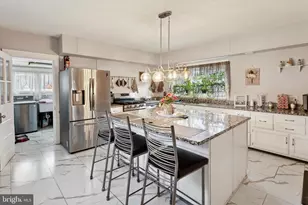 8419 Jackson St, Philadelphia, PA 19136 - Photo 9